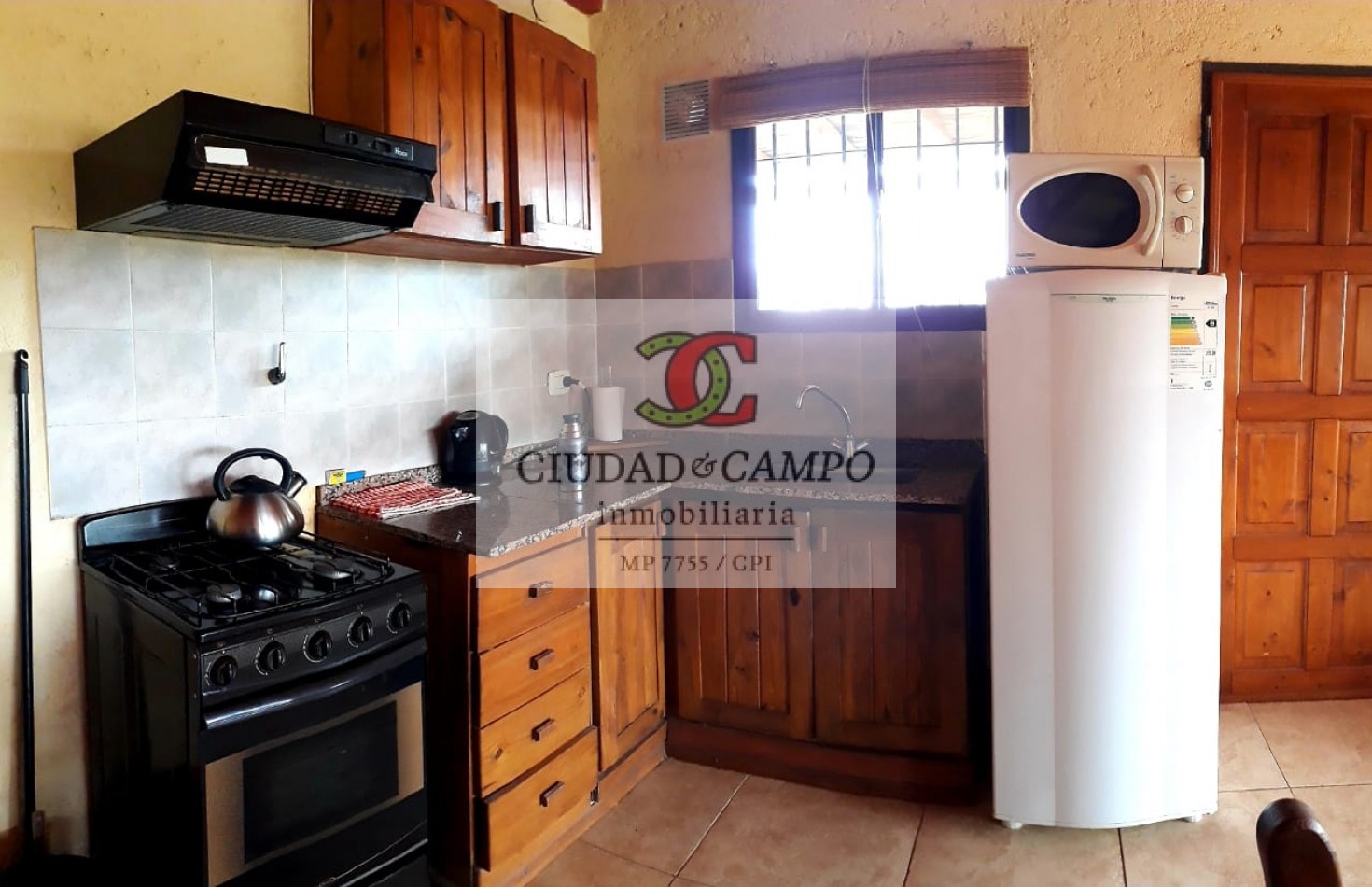 COMPLEJO DE 6 CABAÑAS EN ACTIVIDAD EN CAPILLA VIEJA -LOS REARTES- PROV DE CORDOBA